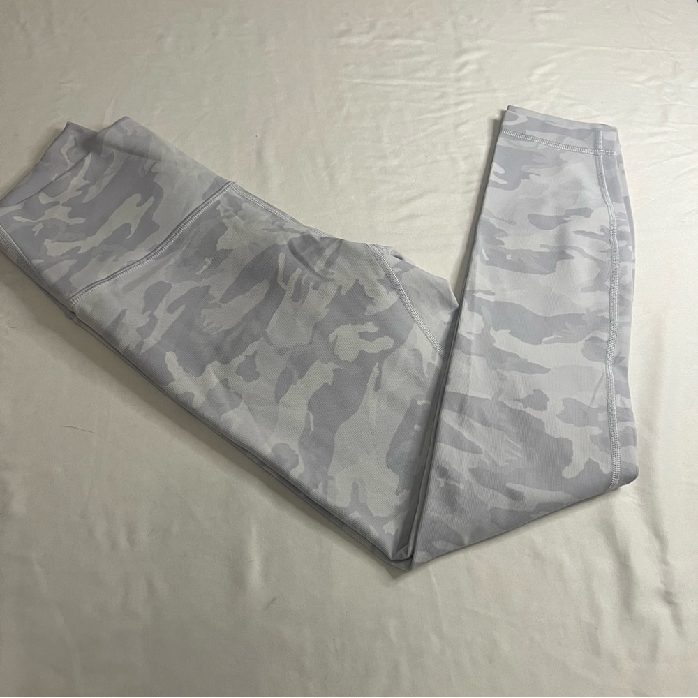 Lululemon Wunder Under White Grey Camo High Rise Leggings Size 6